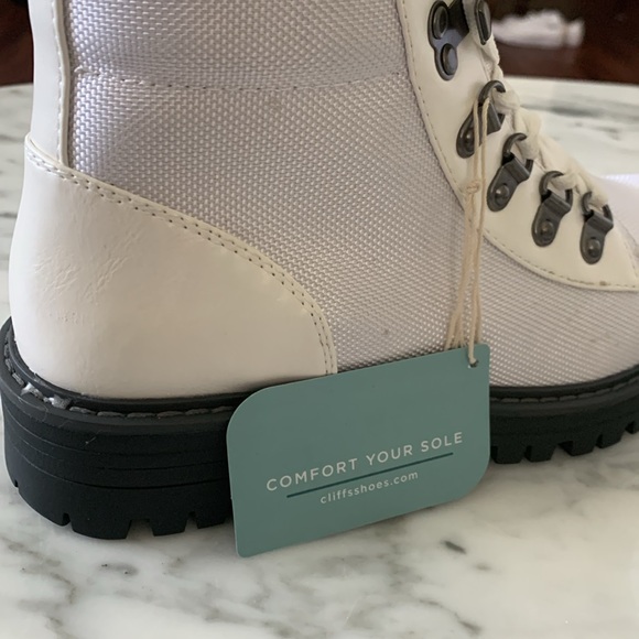 NWT white Cliff. Comfortable. Zipper and laces. Never worn. - Picture 2 of 7